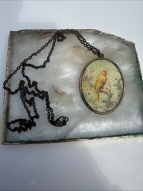 Vintage Bird Pendant Necklace - Yellow Bird Design